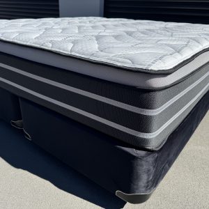 Beautyrest Firm California King Mattress & Base #1