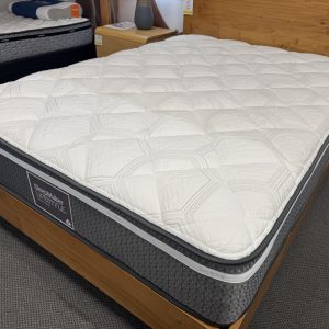 Sleepmaker Hudson Plush Double Mattress